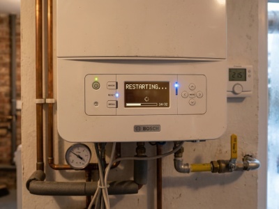 Mit jelez a gyakori újraindulás? – A ciklizáló kazán téli problémái